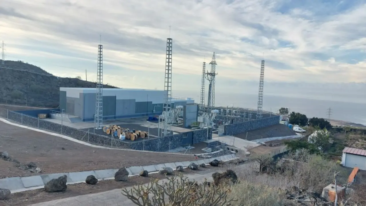 Subestaci&oacute;n el&eacute;ctrica de Ch&iacute;o